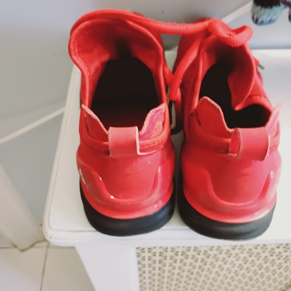 PUMA - Picture 2 of 3